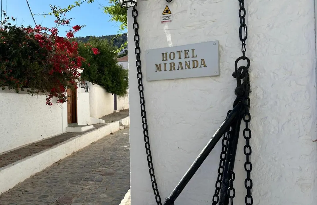 Hotel Miranda-1